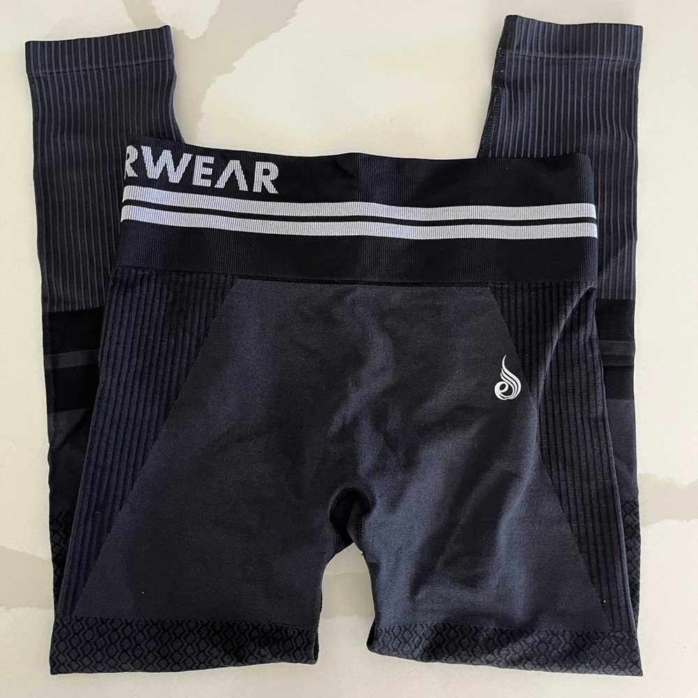Ryderwear Freestyle Seamless High Waisted Leggings- Black